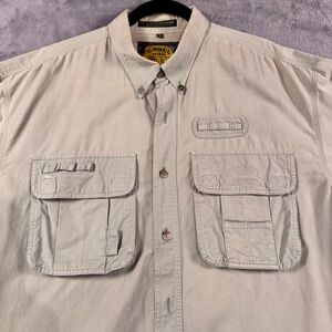 Men’s Casual Button-Down Shirt in Light Khaki
